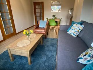 Highland haven, free parking on driveway, near Raigmore Hospital - 0