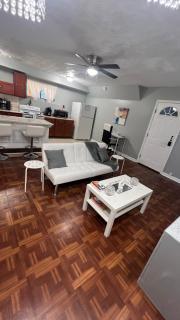 Basment independ - 3