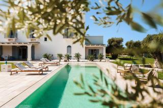 HelloAPULIA Masseria Carretta - Infinity Pool & Sea View Escape, 2 min from Savelletri and the coastline - 0