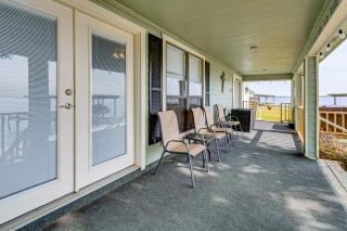 Lakefront, Private Pier! Quiet Lake Livingston Gem - 6