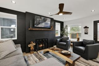 Stairway to Heaven at Big Bear- Million Dollar Lake Views - Modern Luxury Chalet w/ Hot Tub - 7