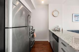 1 Bedroom Condo Burano Downtown Toronto - 3