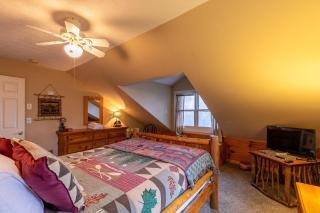 A Mountain Hideaway - 8