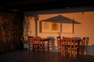 Off the beaten paths! Maisonette & Pool - 2