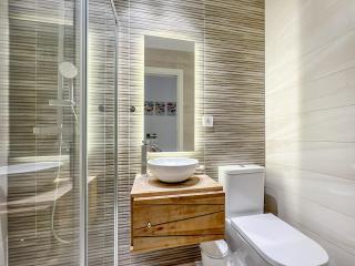 Piso luminoso en Barrio de Salamanca 2 hab 2 baño - 7