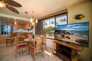 Papakea A301 · PK A301 BeachFront Corner Condo w Ocean Views Poo - 7