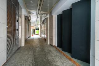 Katowice Central Apartment by BookingHost - 7