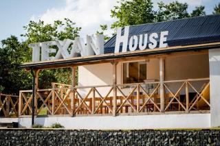 Texan Country House - 5