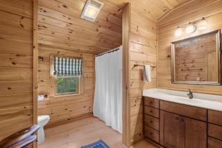 Mountain Laurel Lodge - 2