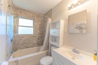 Six Beds Work Crews Families and Fishermen Welcome - 7