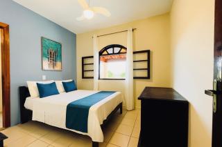 Casa na praia com amplo quintal - 7