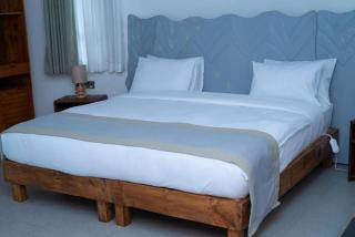 Footprints - Kinigi - 9