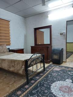 بيت الحجر - 1