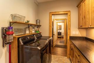 Bear Tracks at Eagles Nest - 4