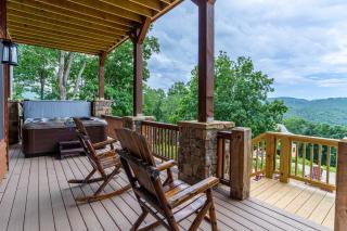 Bear Tracks at Eagles Nest - 3