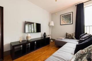 Sunshine In My Mood 2 Bedroom Flat in Battersea - 6