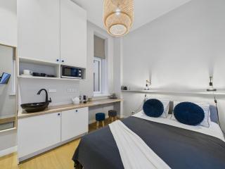 Cosy Blue City Centre Studio, 5 min to Old Town - 6