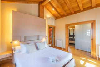 Espectacular casa con piscina próxima a Pamplona - 4