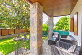 Espectacular casa con jardín próxima a Pamplona - 3