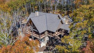 Papa Bear Lodge at Eagles Nest - 9