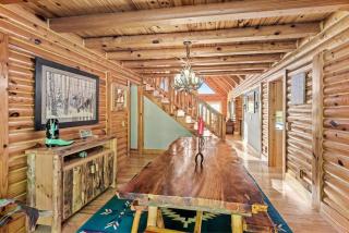 Sugar Bear Lodge - 9