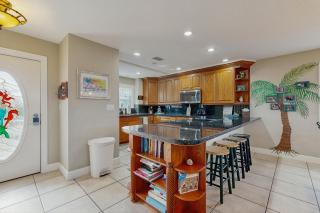 The Mermaid Manor - 1