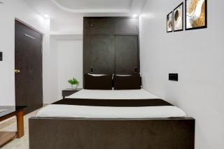 Hotel O Swarun and Banquet Hall Gulzarbagh Station Bus Stop - 8