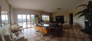 Represa de Igaratá Yellow House - 2