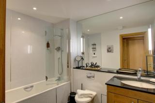 No8 The Links Apartment, Brora - 4