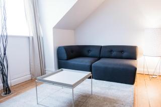 Cozy 2-bedroom apartment - 54 - 0