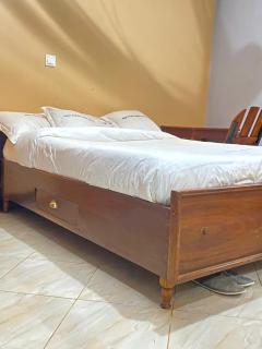 Nilevic Guest House Entebbe - 9