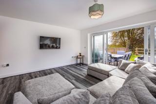 3 Riverside Mews - 8