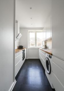 Fantastic 2-BR w balcony in Charlottenlund - 294 - 3