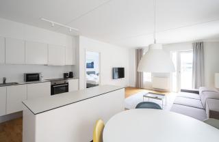 Fantastic 3-BR apartment w french balconies - 149 - 1