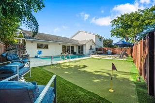 Heated Pool Putting Green 5 min from Beach - 5