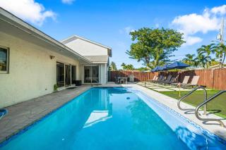 Heated Pool Putting Green 5 min from Beach - 2