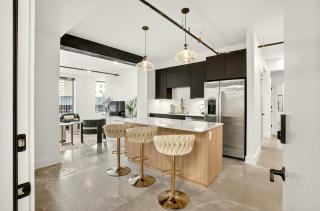 Chic Downtown Tulsa Beacon 2BR Stay - 5