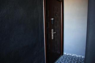 Penthouse with Glass Floor and Volcano View - 3