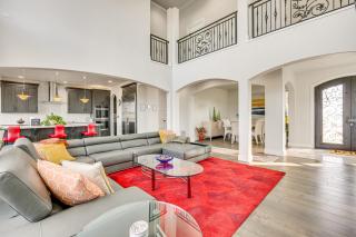 Spacious Southern Colorado Home with Mountain Views - 4