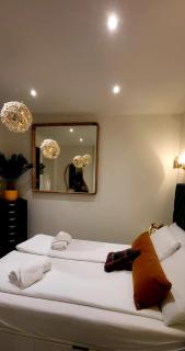 Tropical Art Apartment - 3