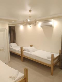 GOLD HOTEL BEAUTIQ IN Uman - 0