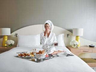 Sofitel Dubai Downtown - 3