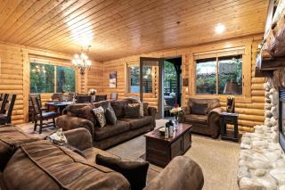 Walk to Ski Slopes Trails Cozy 2-Bedroom Recently Renovated Condo with Pool Hot Tub BBQ and AC BBL-351B by KBM Resorts - 1
