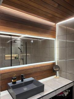 Stylish and cozy apartment - 8