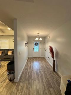 Spacious Home with Pool book your stay! - 2