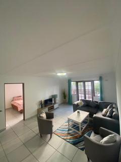 Urban Nest Morningside - Self Catering - 3