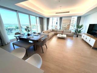 Sea and Golf Course View 3BR in Mayan Yas Island - 8