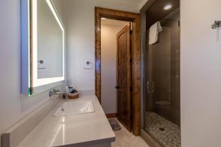 Breezeway Lodge at Eagles Nest - 9