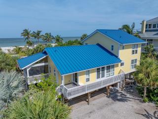 Perfect Placement, A Beautiful Beachfront Home - 9