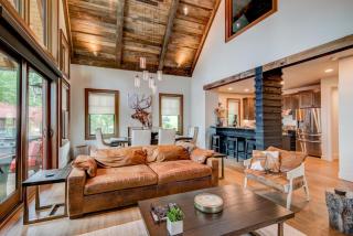 Storybook Cottage at Eagles Nest - 1